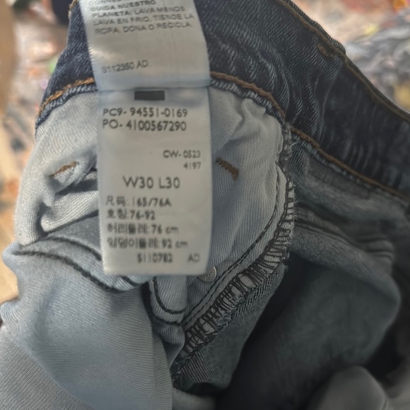 Levi Strauss Women's Blue Jeans size 30 - Picture 5 of 6